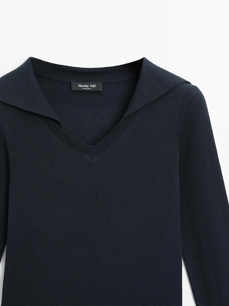 Long sleeve knit V-neck polo shirt