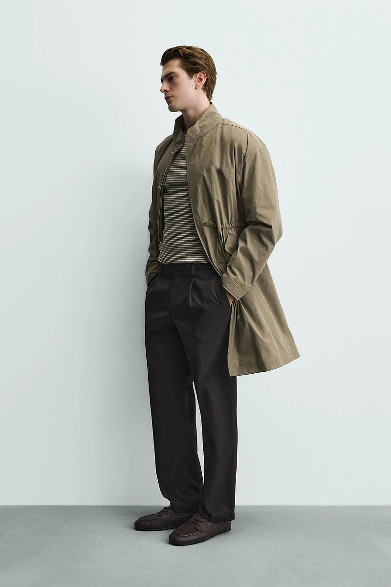PLEATED TEXTURED PANTS