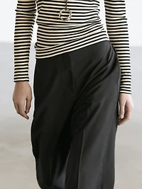 100% wool cropped wide-leg elasticated trousers