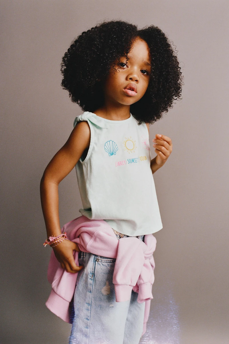 TROPICAL EMBROIDERED KNOT T-SHIRT