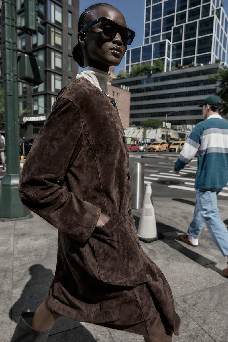 100% LEATHER COAT