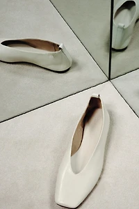 LIMITED EDITION LEATHER BALLET FLATS