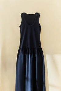 FLARED MIDI DRESS