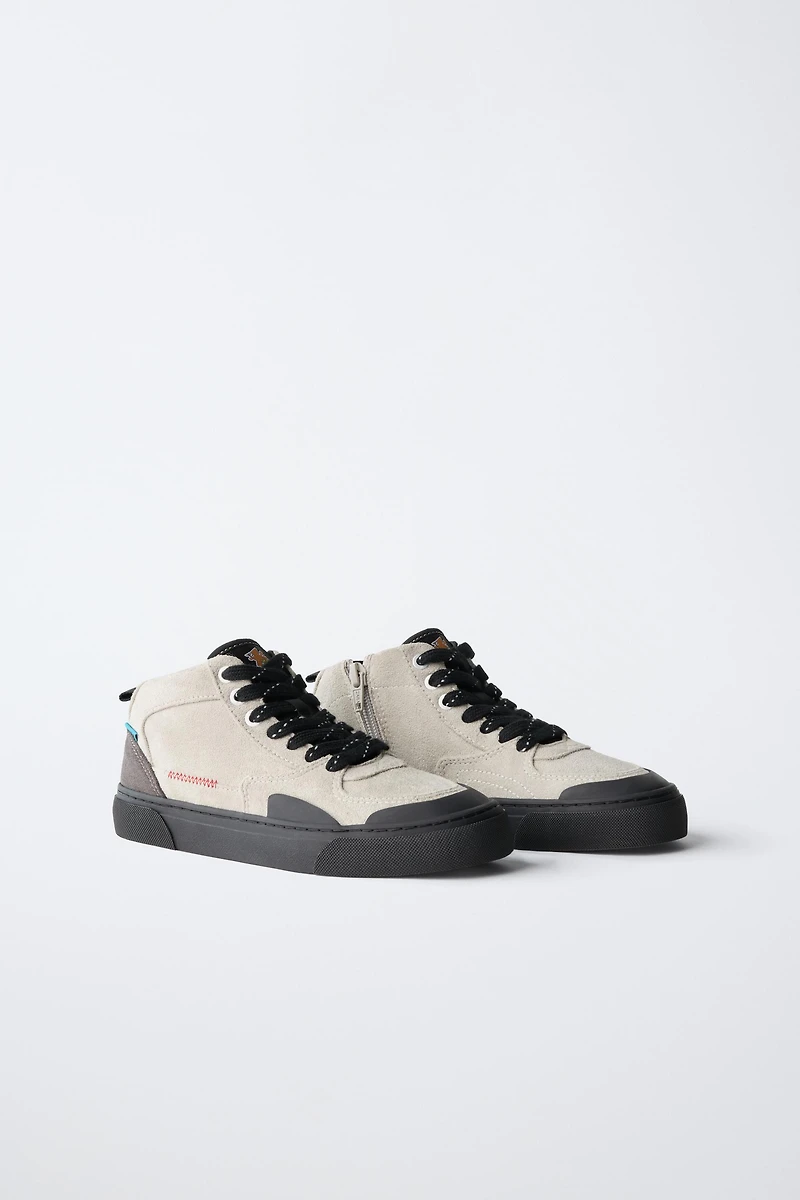 HIGH TOP SNEAKERS