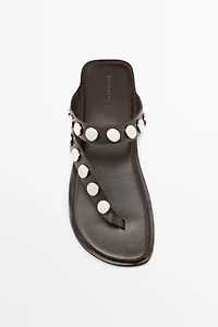 Leather sandals with studs