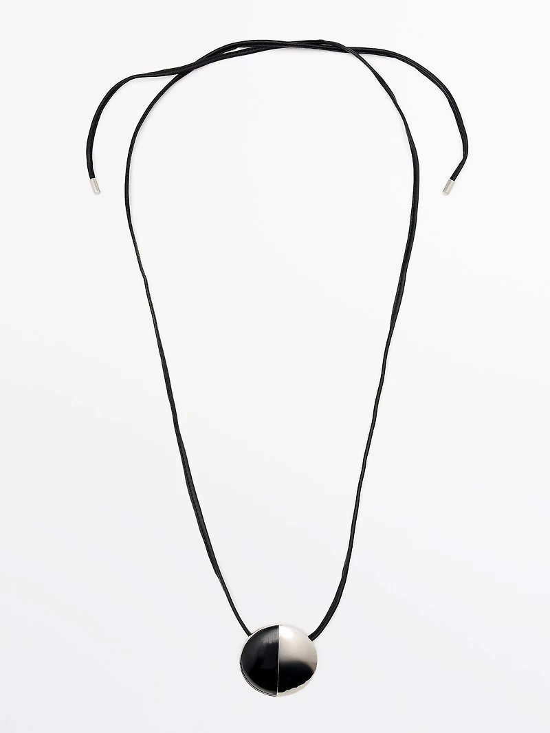 Sheepskin leather necklace with metal piece