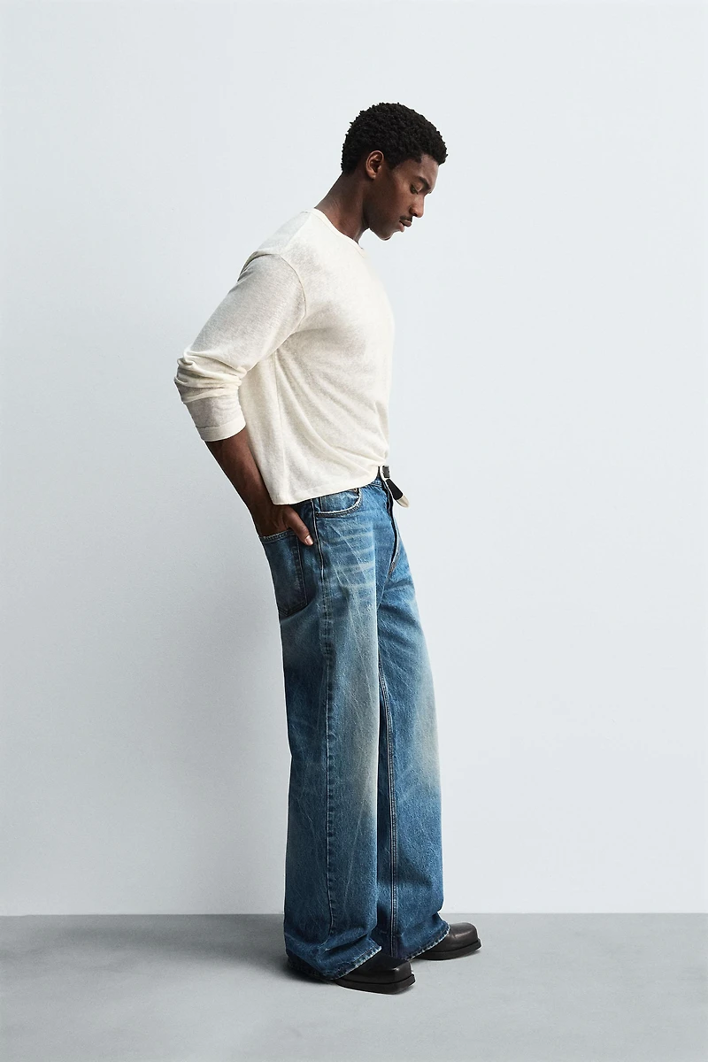 WIDE FLARE FIT JEANS