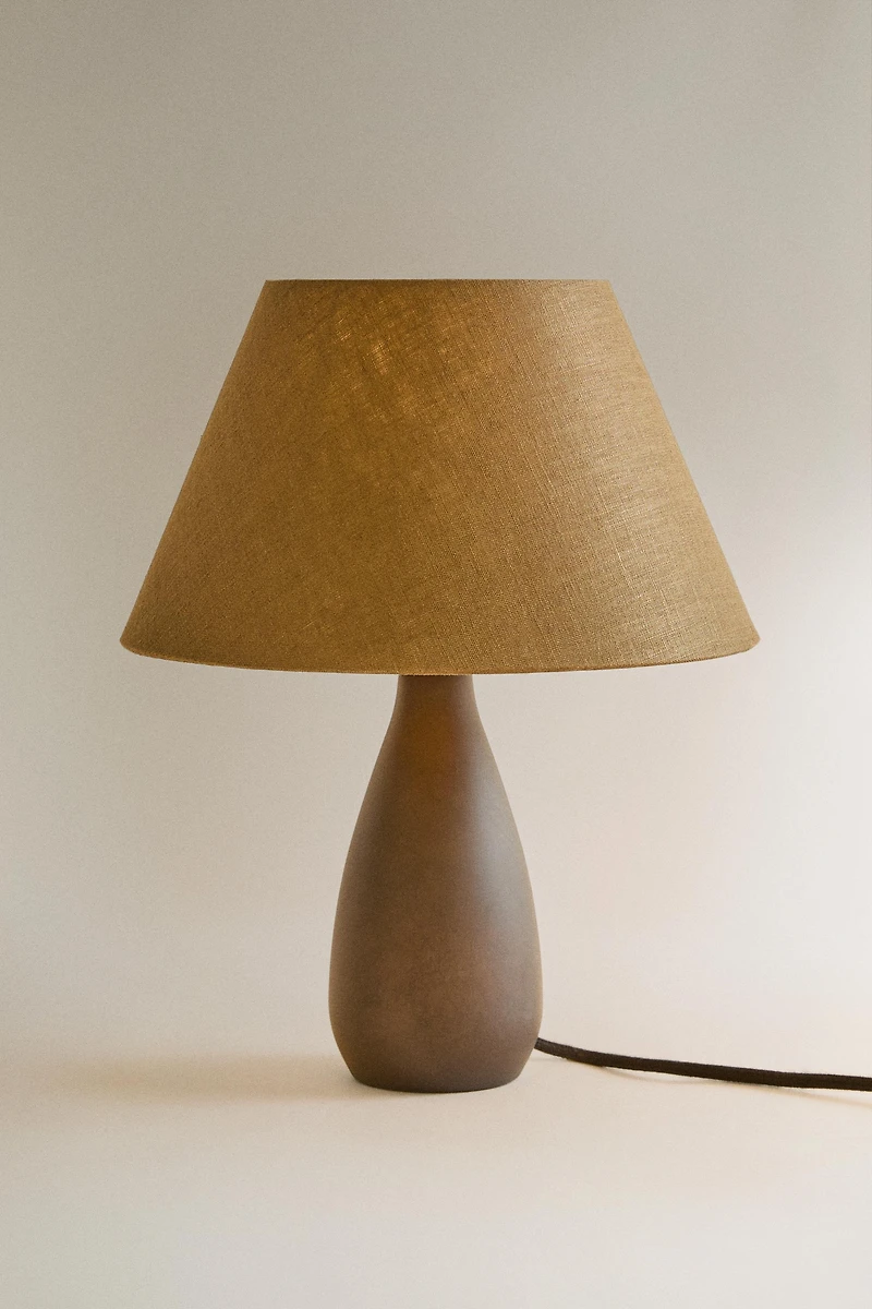 IRON BASE TABLE LAMP