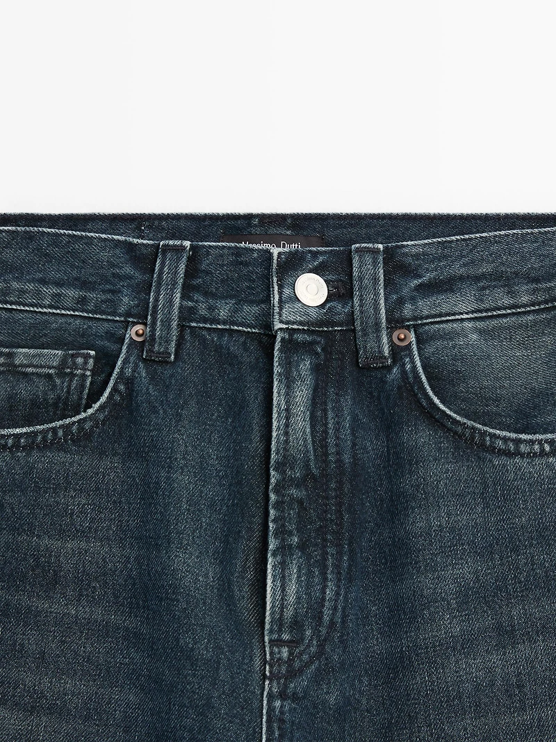 High-waist wide-leg jeans