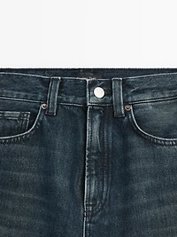 High-waist wide-leg jeans