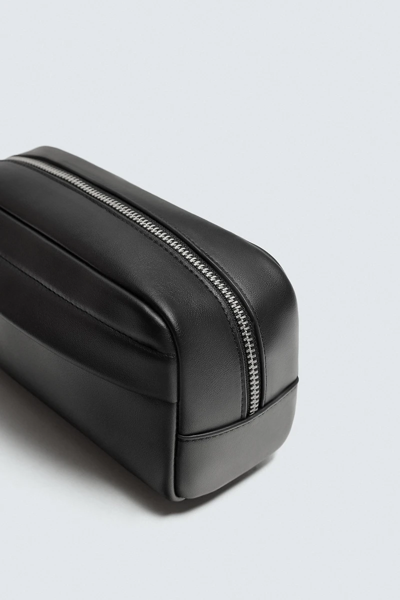 TROUSSE DE TOILETTE UNIE