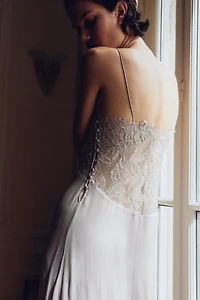LONG 100% VISCOSE LACE DRESS