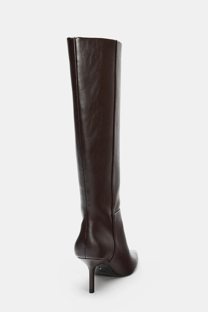 POINTED TOE HEELED BOOTS