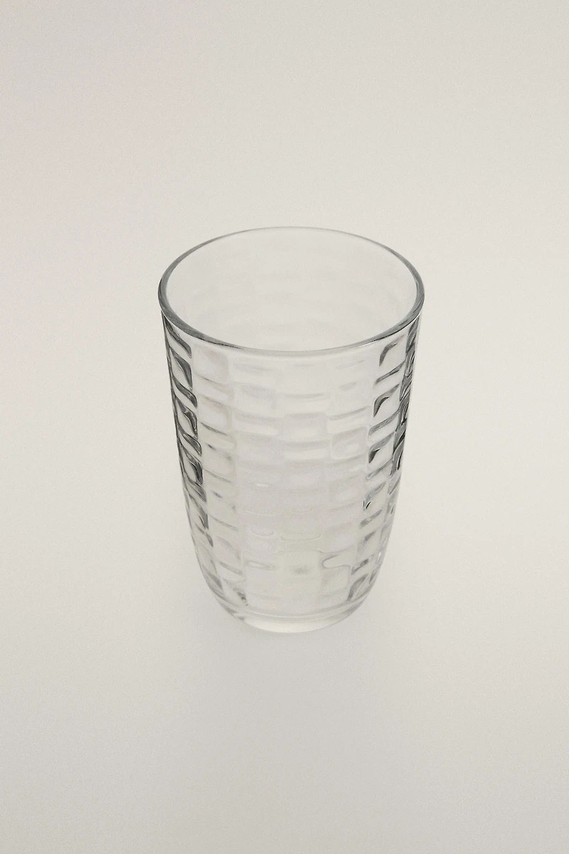 RAISED SQUARE-EFFECT TUMBLER