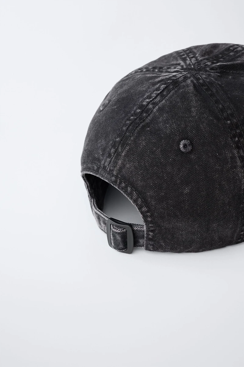 WASHED EFFECT EMBROIDERED TEXT CAP
