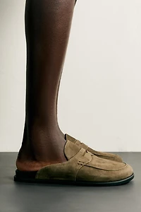SABOTS EN CUIR AVEC MASQUE