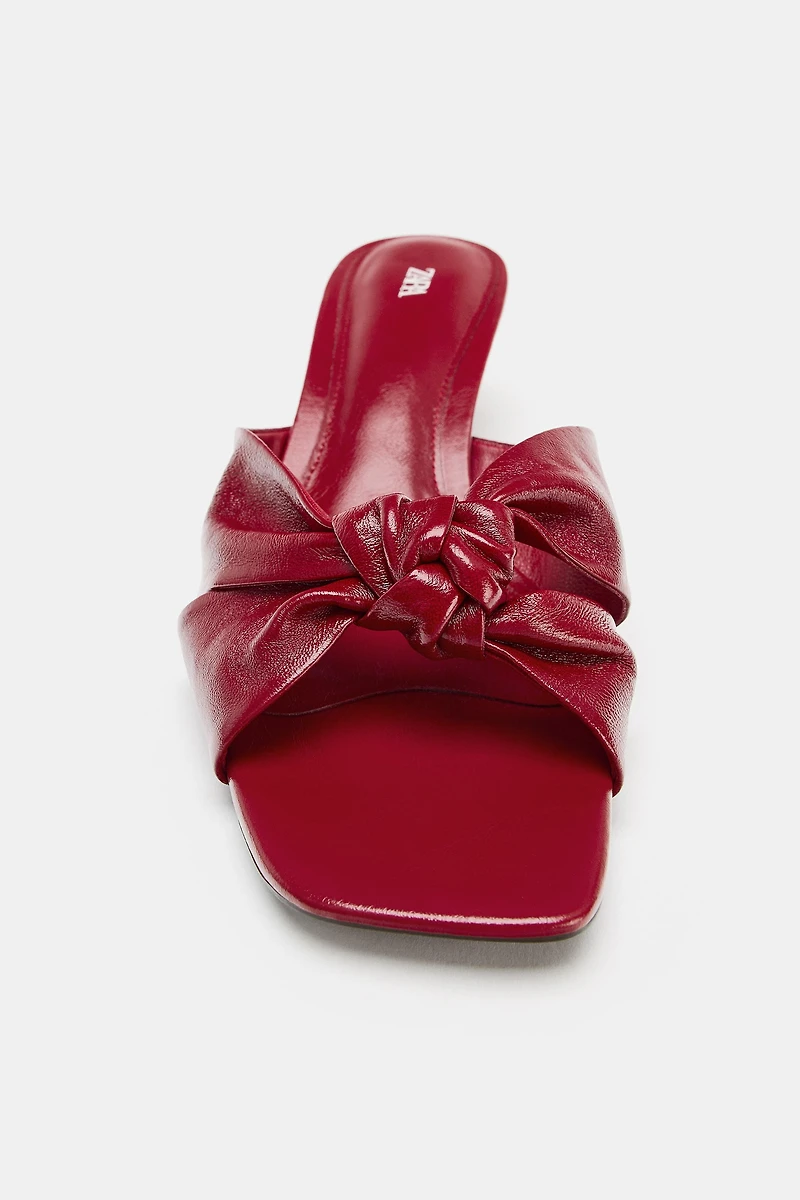 KNOTTED LEATHER MULE SANDALS