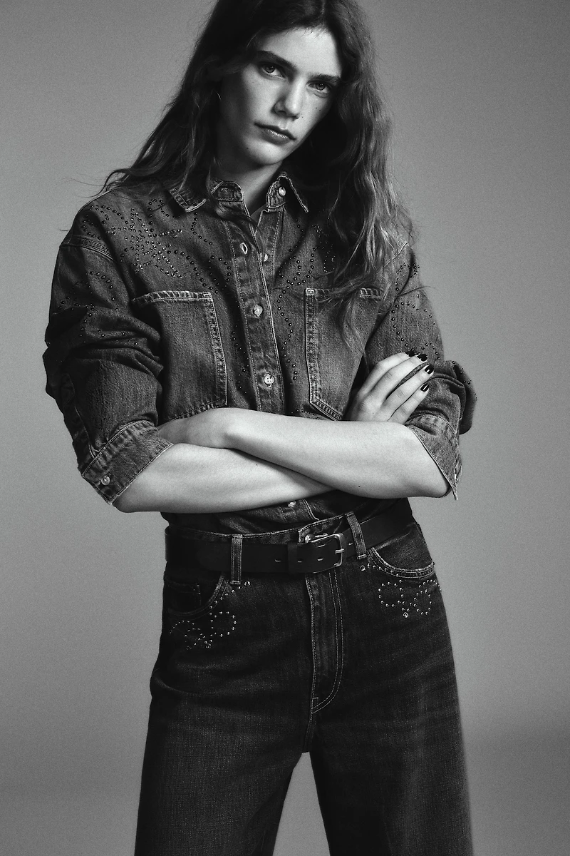 CHEMISE EN JEAN À CLOUS