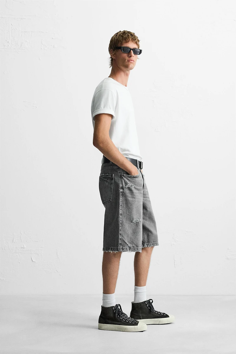 RIPPED BAGGY FIT DENIM SHORTS