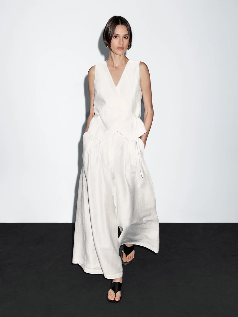 Linen blend waistcoat with tie detail