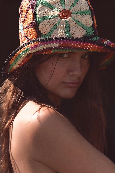 FLORAL PRINT BUCKET HAT
