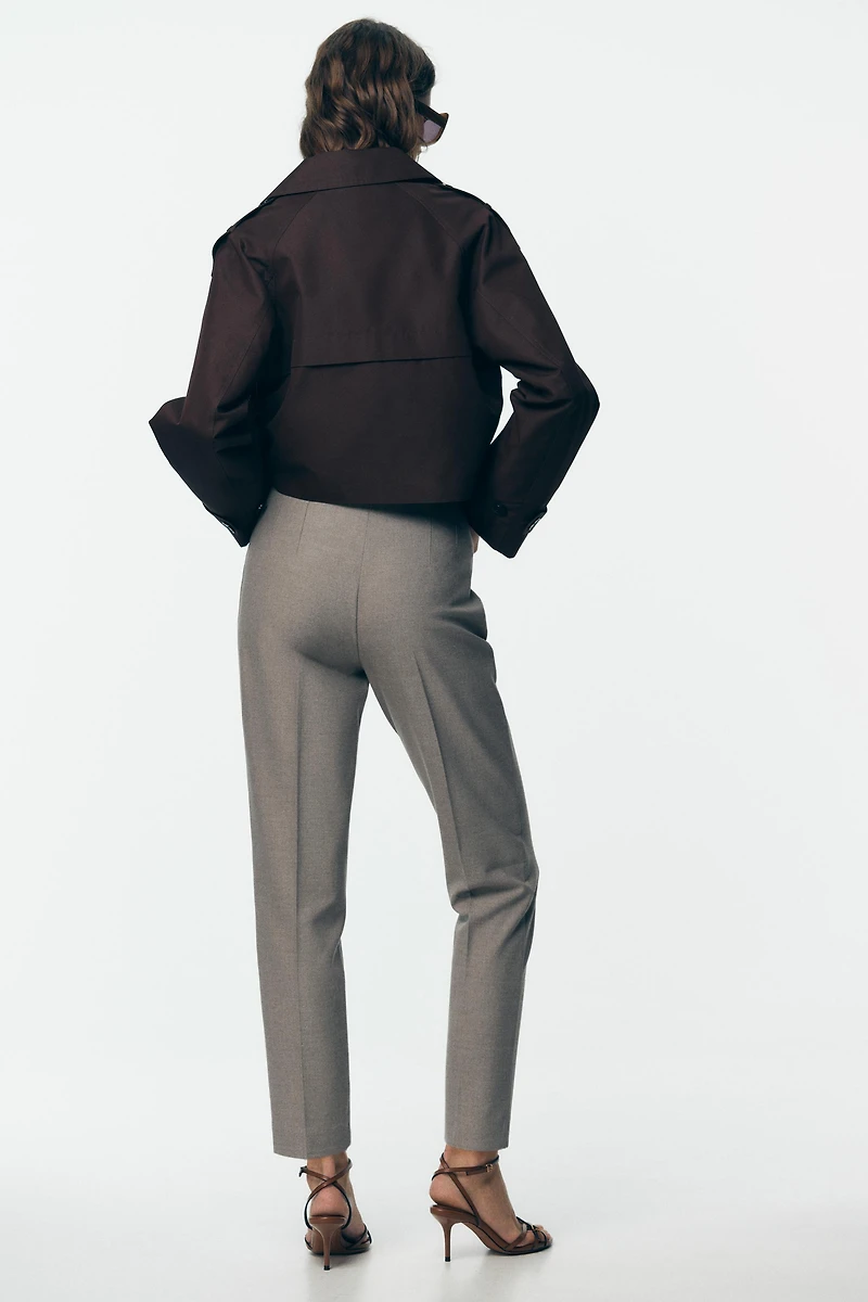 PANTS WITH A HIGH WAIST