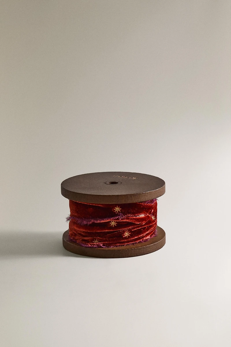EMBROIDERED VELVET CHRISTMAS GIFT WRAPPING RIBBON