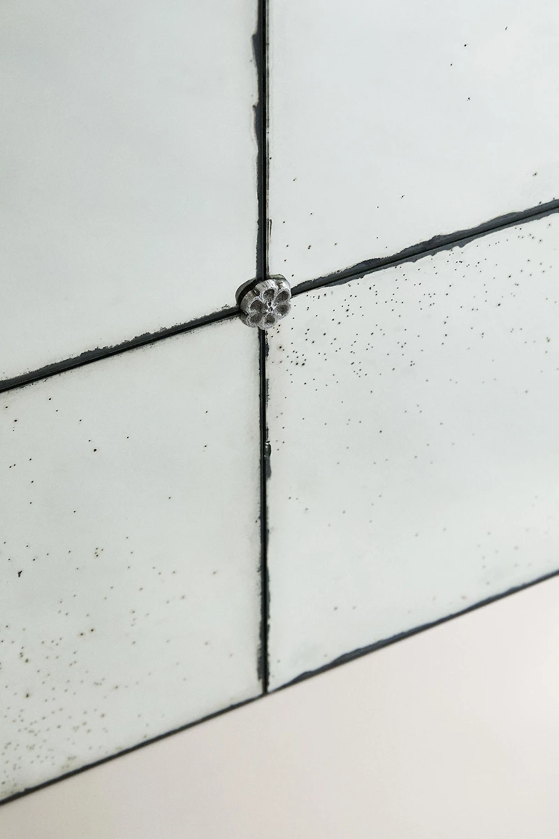 AGED EFFECT FULL LENGTH MIRROR