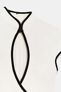 CONTRAST PIPING MINI DRESS