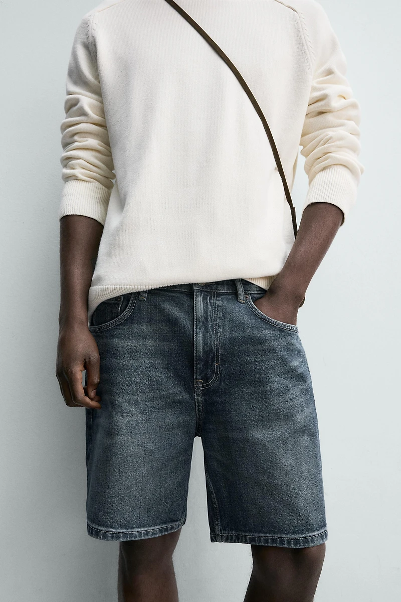 REGULAR FIT DENIM SHORTS