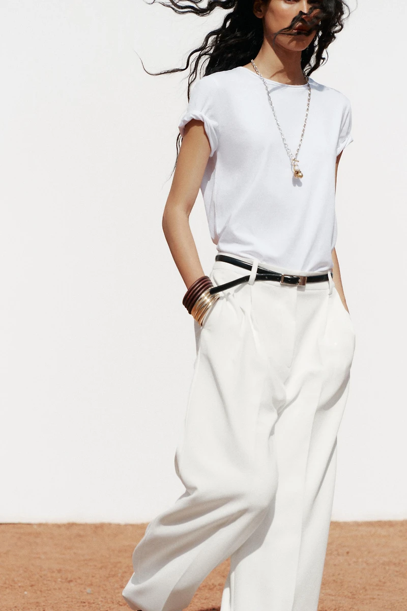 T-SHIRT DÉLAVÉ À MANCHES COURTES