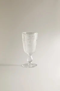 RAISED DESIGN WINE GLASS