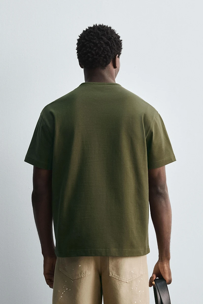 HEAVYWEIGHT TRIM T-SHIRT