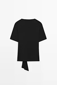 Short sleeve T-shirt with tie detail