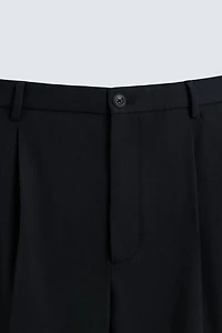 REGULAR FIT PLEATED PANTS