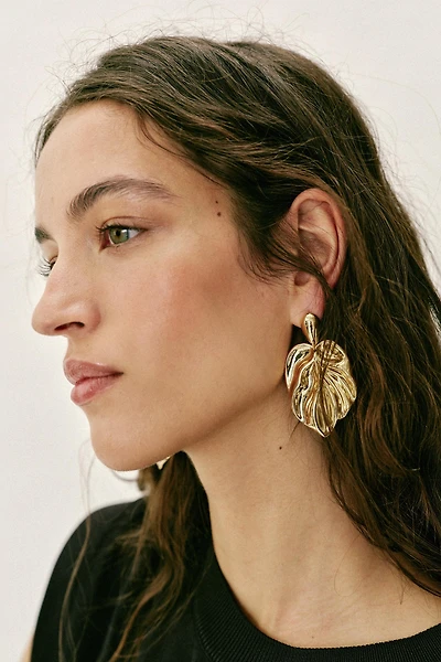 MAXI BOUCLES D'OREILLES MÉTALLIQUES FEUILLE