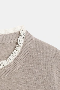 LACE TRIM KNIT CARDIGAN