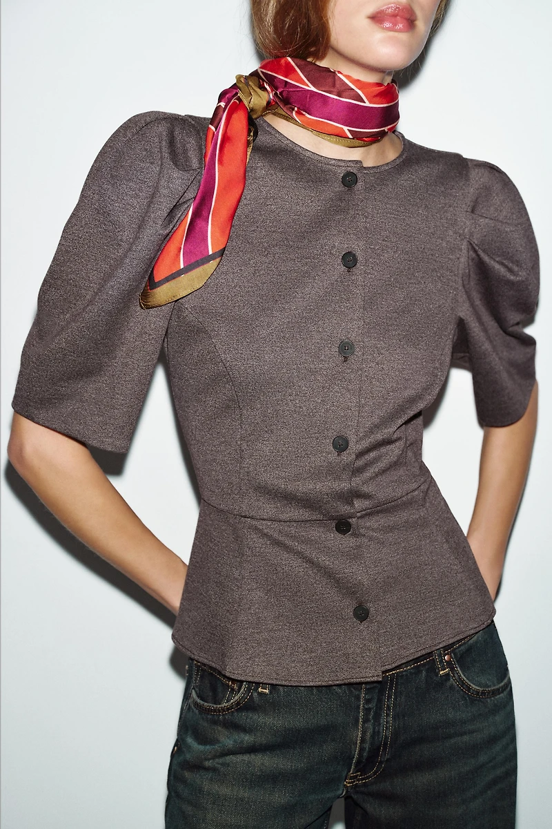 PUFF SLEEVE TOP