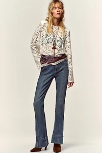 SHOULDER PAD LACE TOP