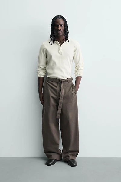 BELTED WIDE FIT PANTS