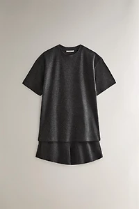 STRAIGHT SHORT SLEEVE T-SHIRT