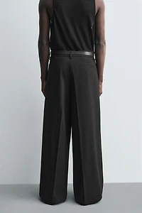 PLEATED WIDE FIT PANTS