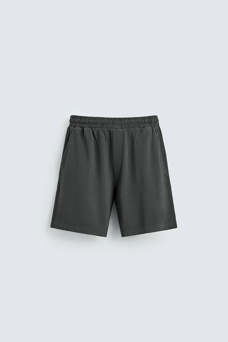 WASHED REGULAR FIT PIQUÉ SHORTS