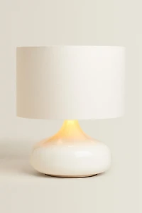 CERAMIC BASE TABLE LAMP