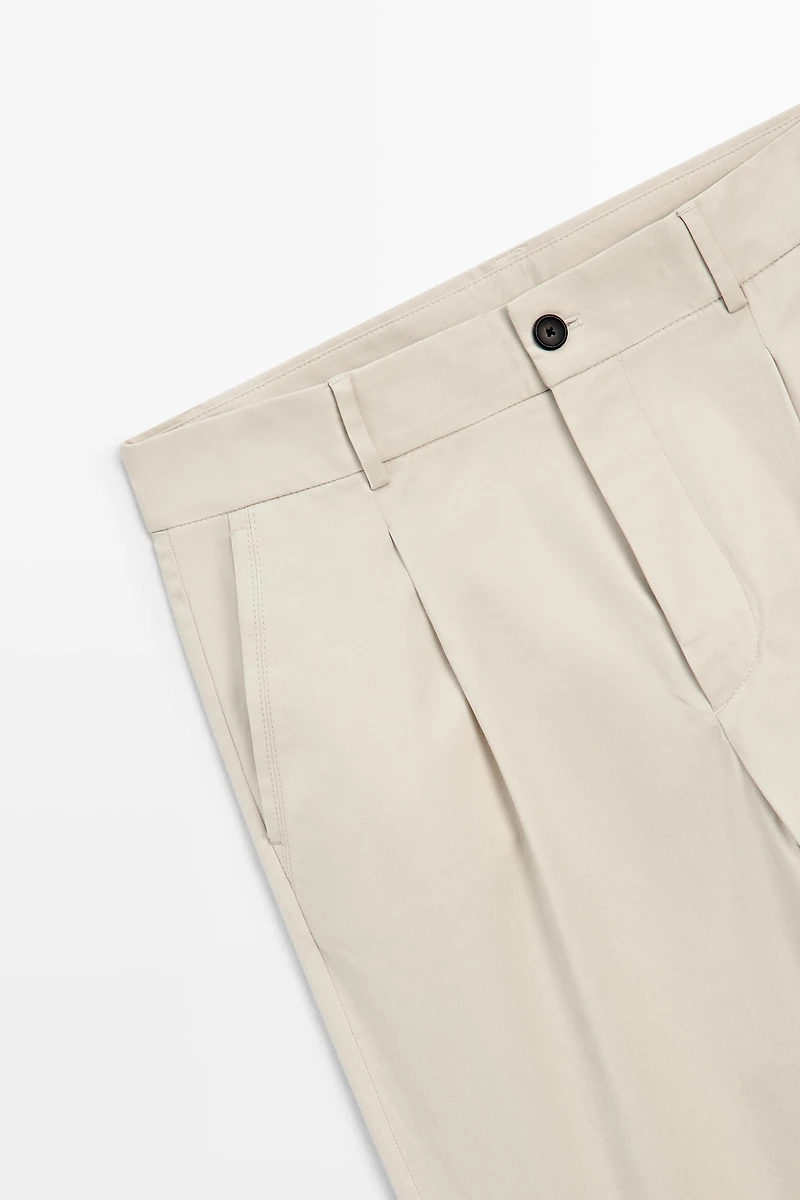 Relaxed fit darted pants