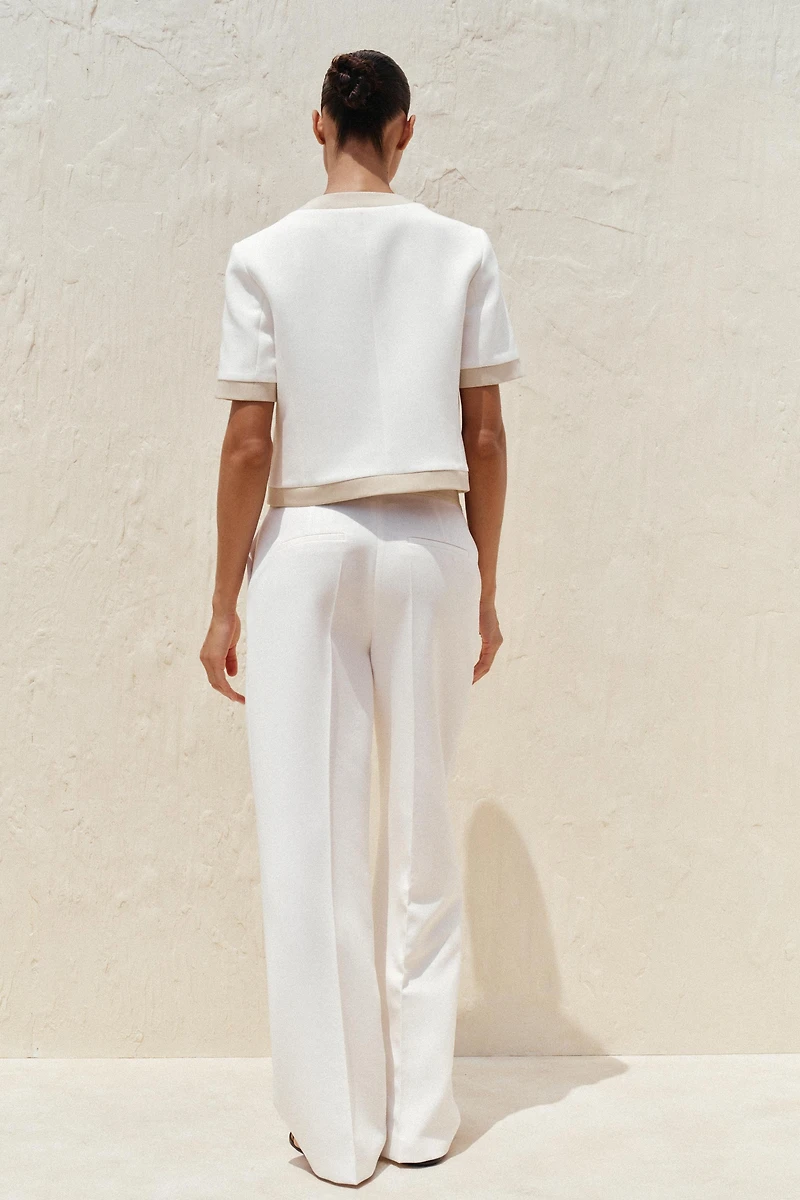 CONTRAST SHORT SLEEVE BLAZER