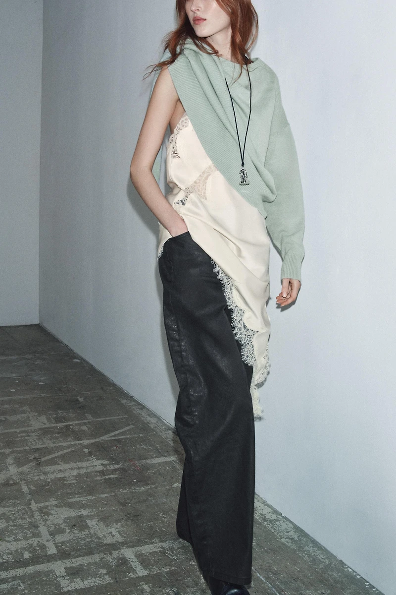 ZW COLLECTION CRACKLED BARREL LOW-RISE JEANS