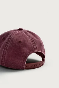 CASQUETTE DÉLAVÉE À INSCRIPTION