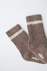 KNIT SOCKS WITH CONTRASTING STRIPE