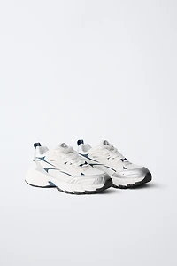 METALLIC MESH SNEAKERS